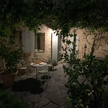 Podere Fontebernardi Casa Con Vista Su *